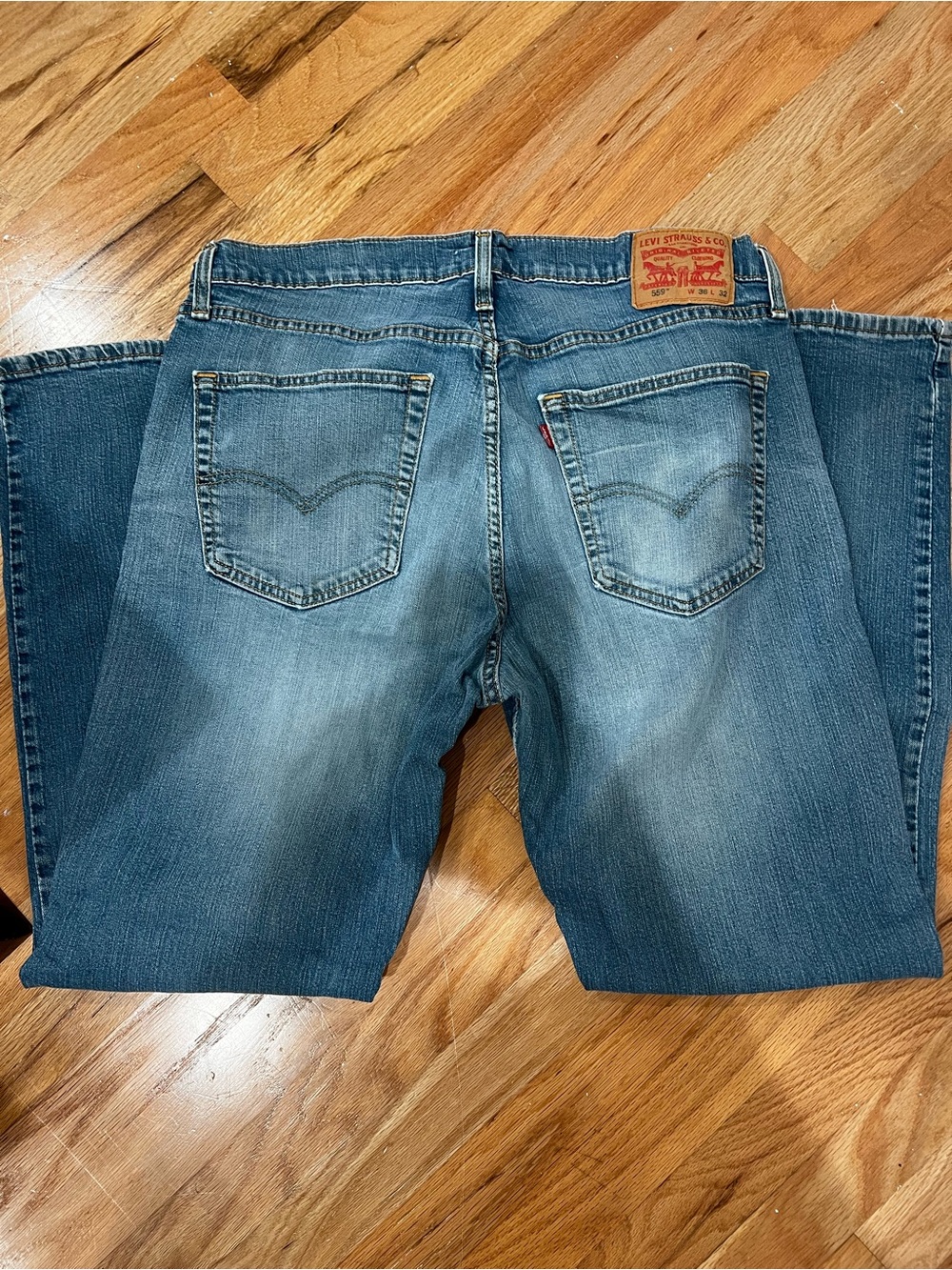 Levi's Men's Medium Blue Straight-Leg Jeans